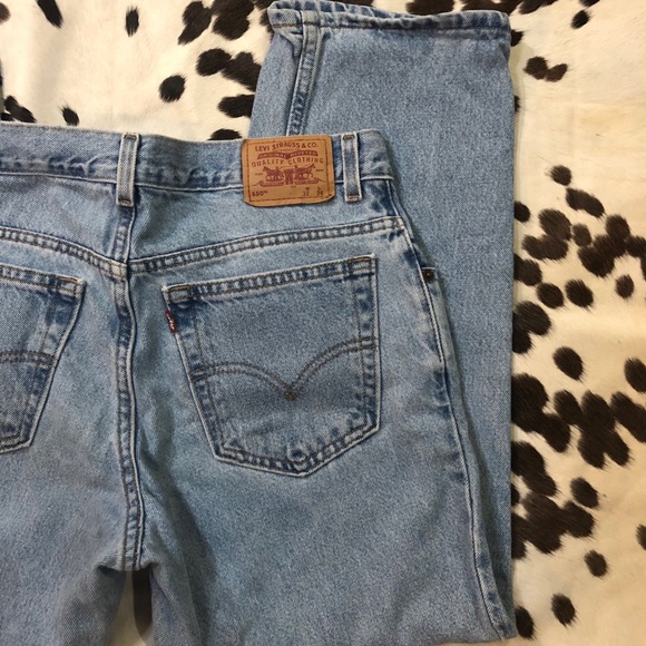 Vintage 550 Light Wash Levi Jeans - Picture 1 of 10